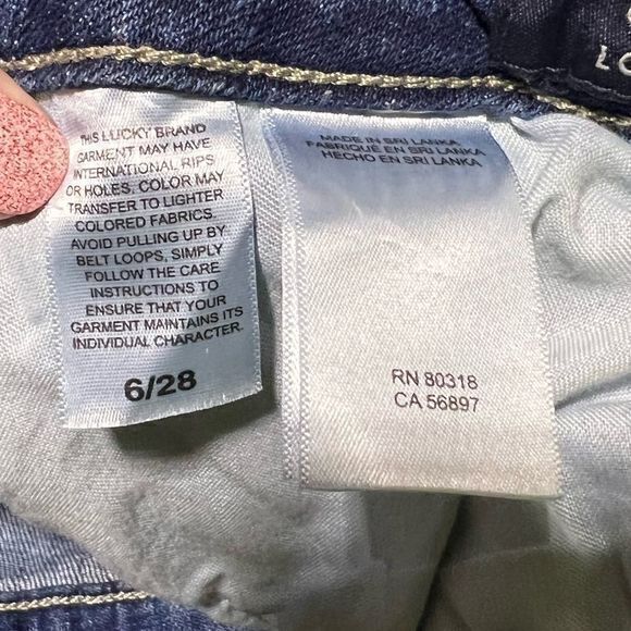 Lucky Brand Women’s Lolita Low‎ Rise Crop Jeans Five Pocket Style Blue Size 6/28 - Picture 6 of 7